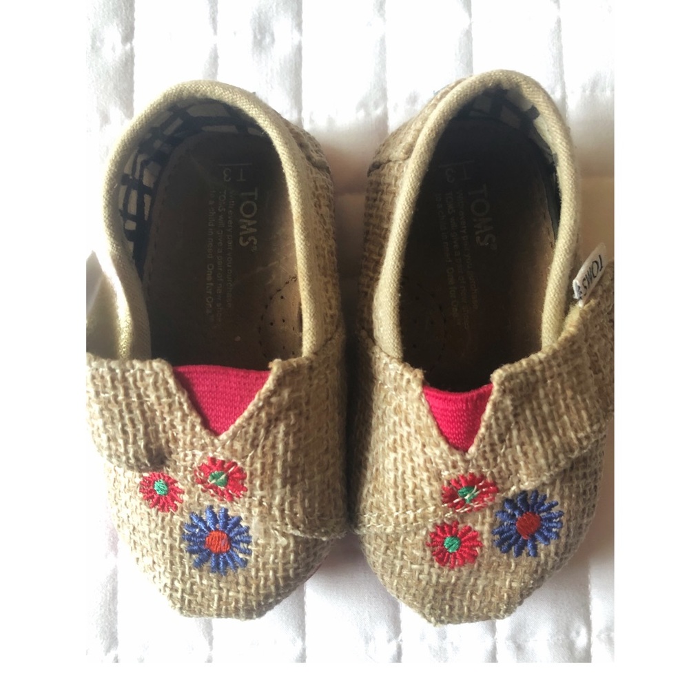 Little Girl Toms with Flower Embroidery Detailing - Picture 2 of 4
